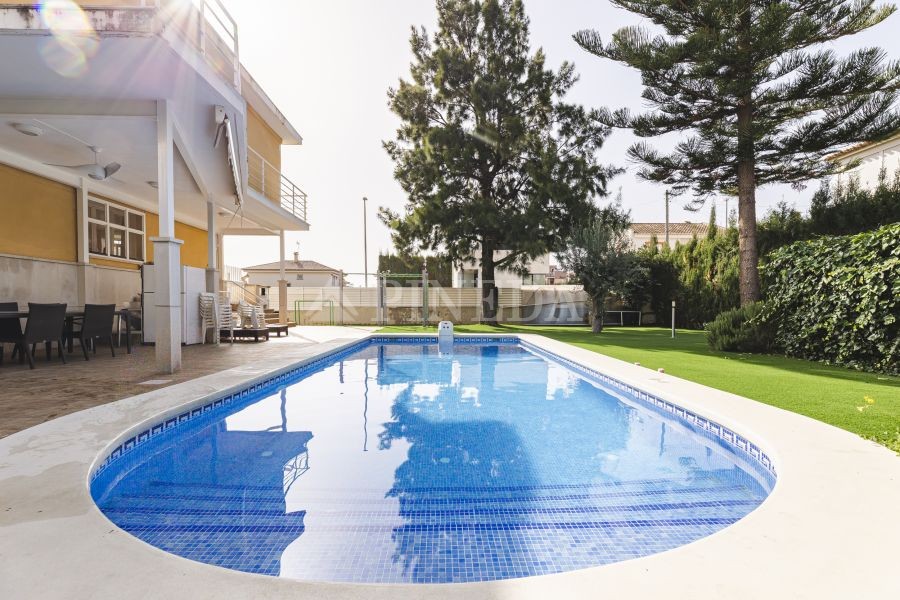 Imagen de Casa en El Puig número 57