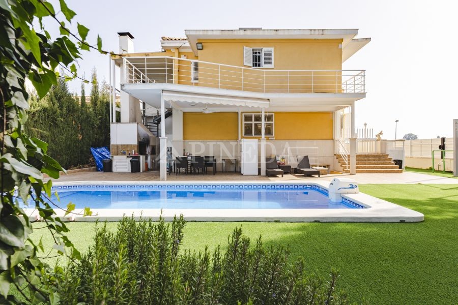 Imagen de Casa en El Puig número 2