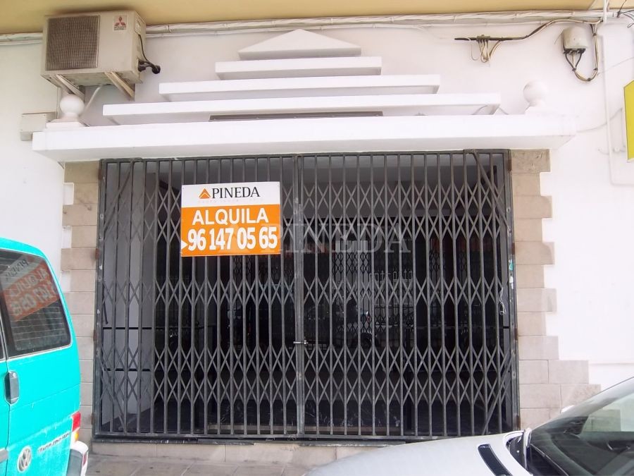 Imagen de Local en El Puig número 10