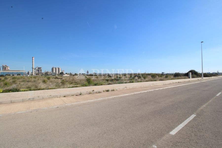 Imagen de Suelo Urbano en Puerto de Sagunto número 7