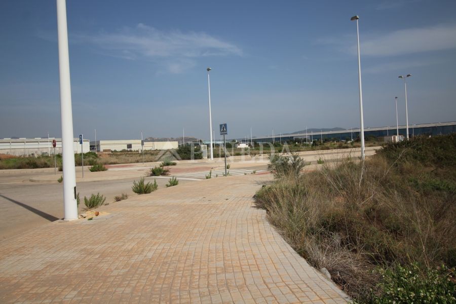 Imagen de Suelo Urbano en Puerto de Sagunto número 38