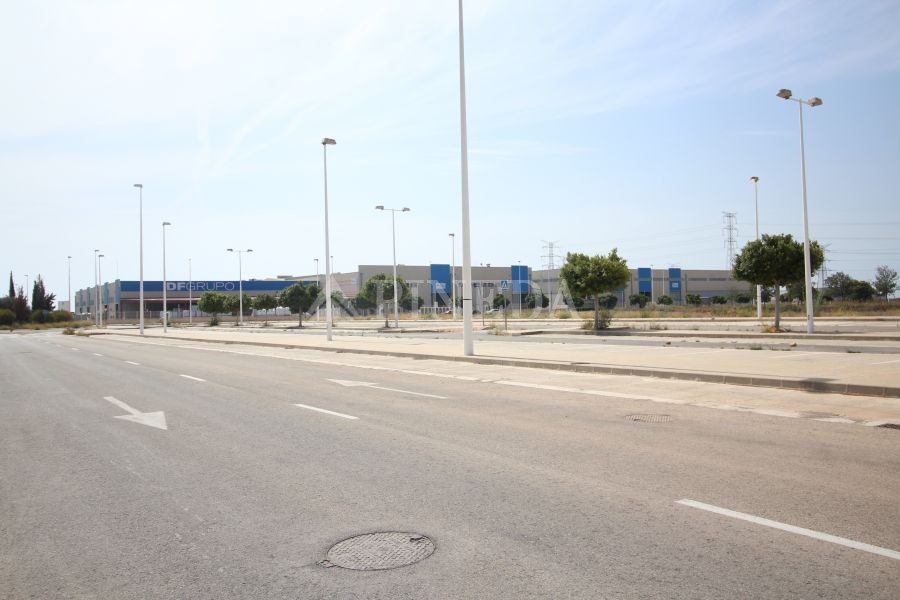 Imagen de Suelo Urbano en Puerto de Sagunto número 48