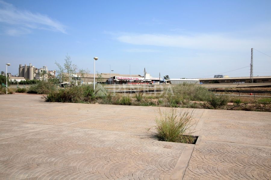 Imagen de Suelo Urbano en Puerto de Sagunto número 42